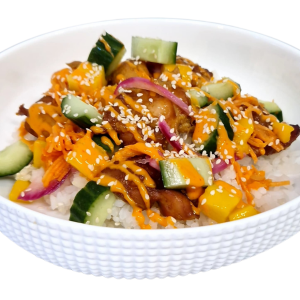 Poké bowl met kipfilet op mexicaanse wijze